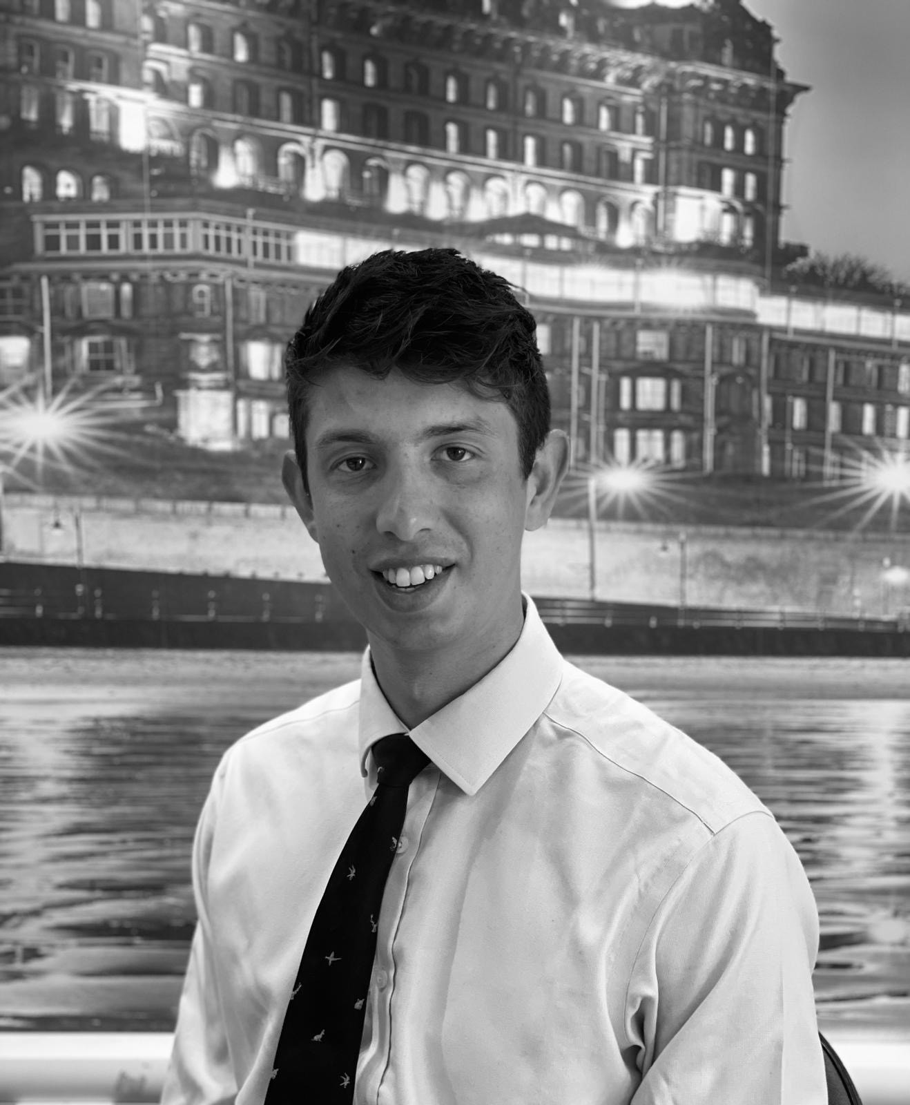 Charlie Cowen BSc (Hons) MRICS